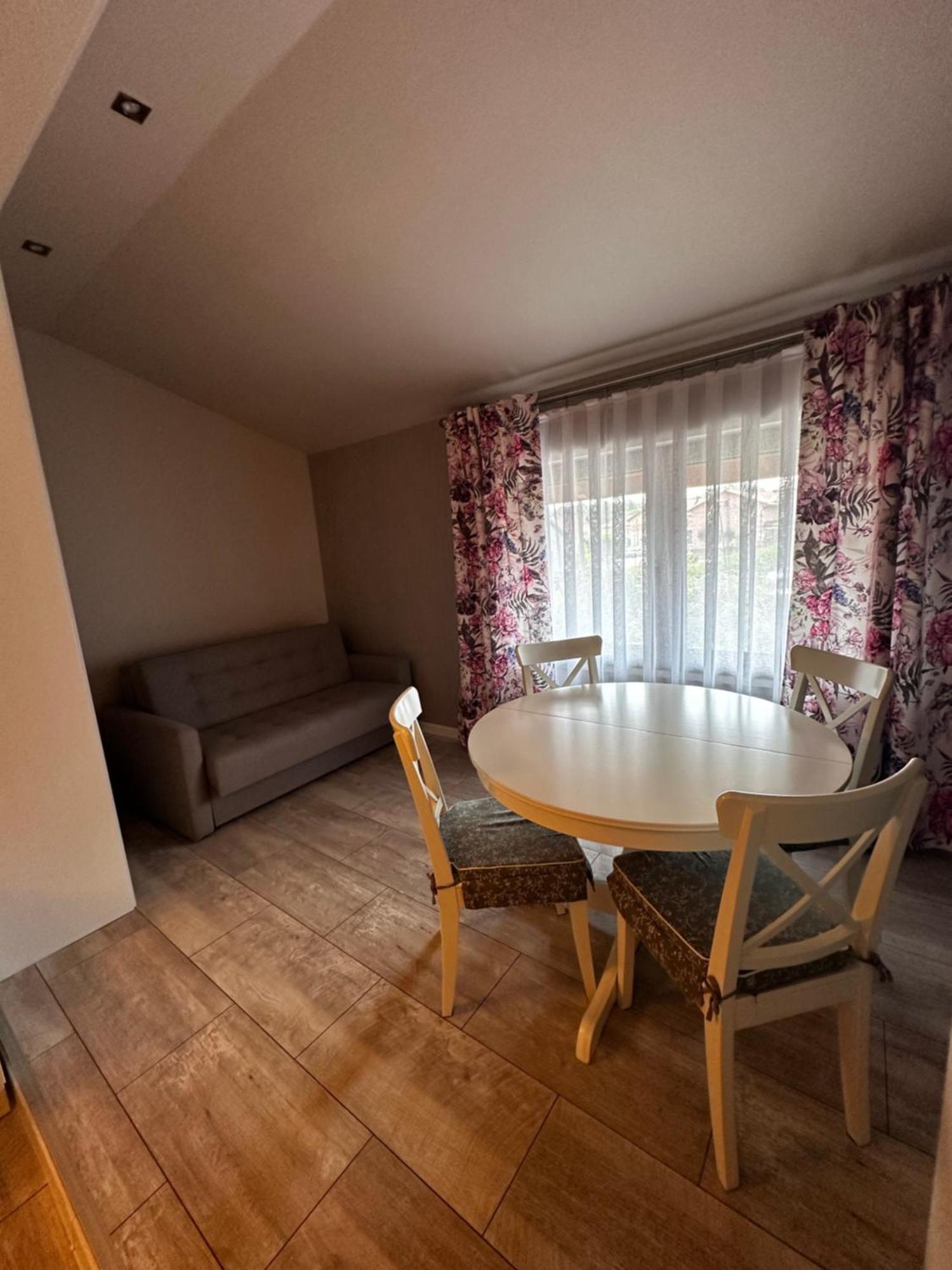 Wieprz  Apartamenty Czerwona Roza المظهر الخارجي الصورة
